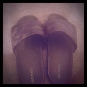 Old navy flip flops